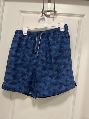 Peter Millar Pool To Court Shorts Camp Blue Size Large EUC